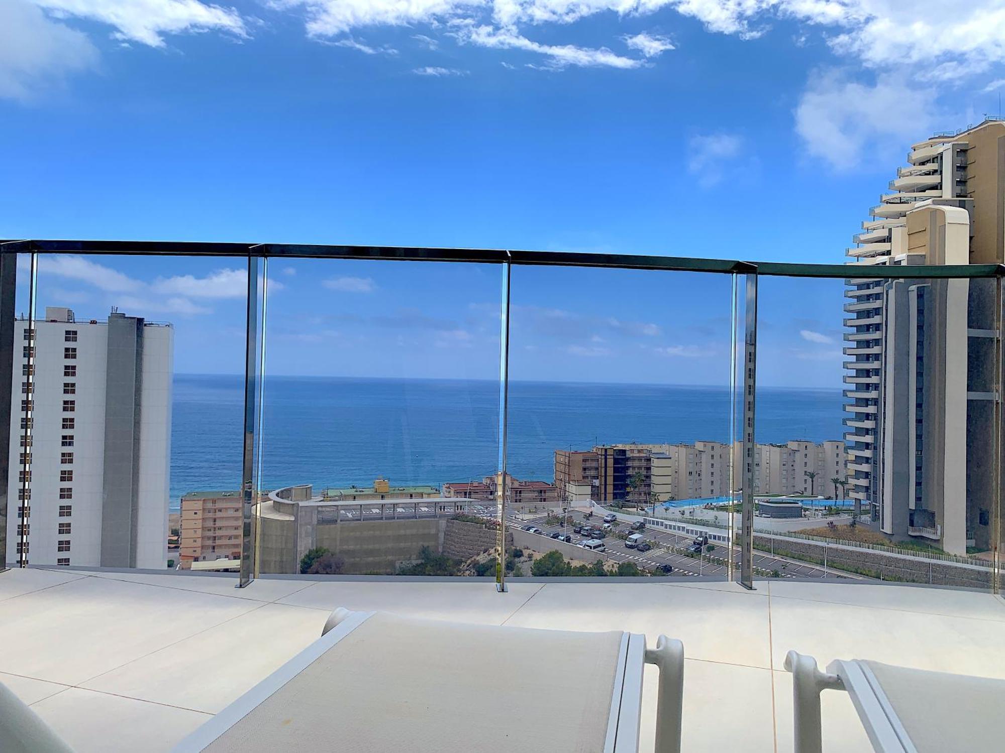 Lujoso Apartament Con Impresionantes Vistas Al Mar Benidorm Exterior foto